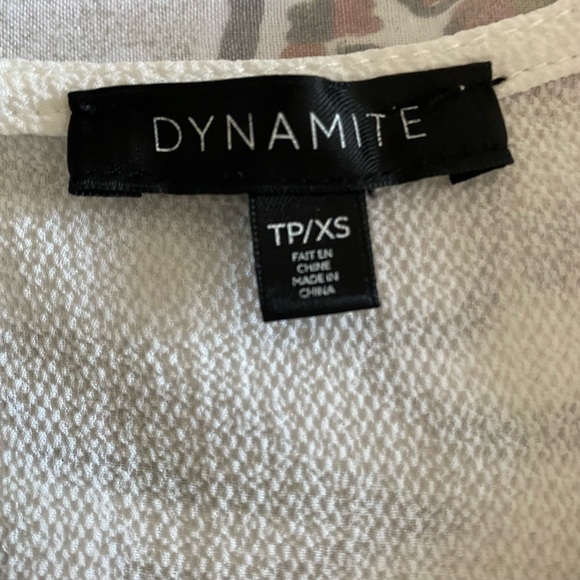 Dynamite Flutter Sleeve Top - Picture 4 of 5